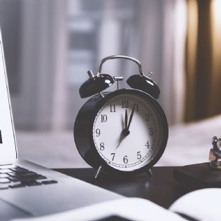 Wie sind die Öffnungszeiten in der Praxis?